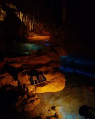 玉泉洞・青の泉