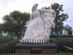 平和公園の中国の像