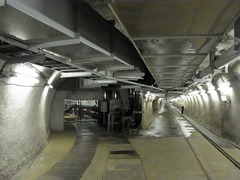 竜飛海底駅・ポンプ室と地下通路.jpg