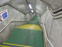 黒部ダム・地下通路.jpg